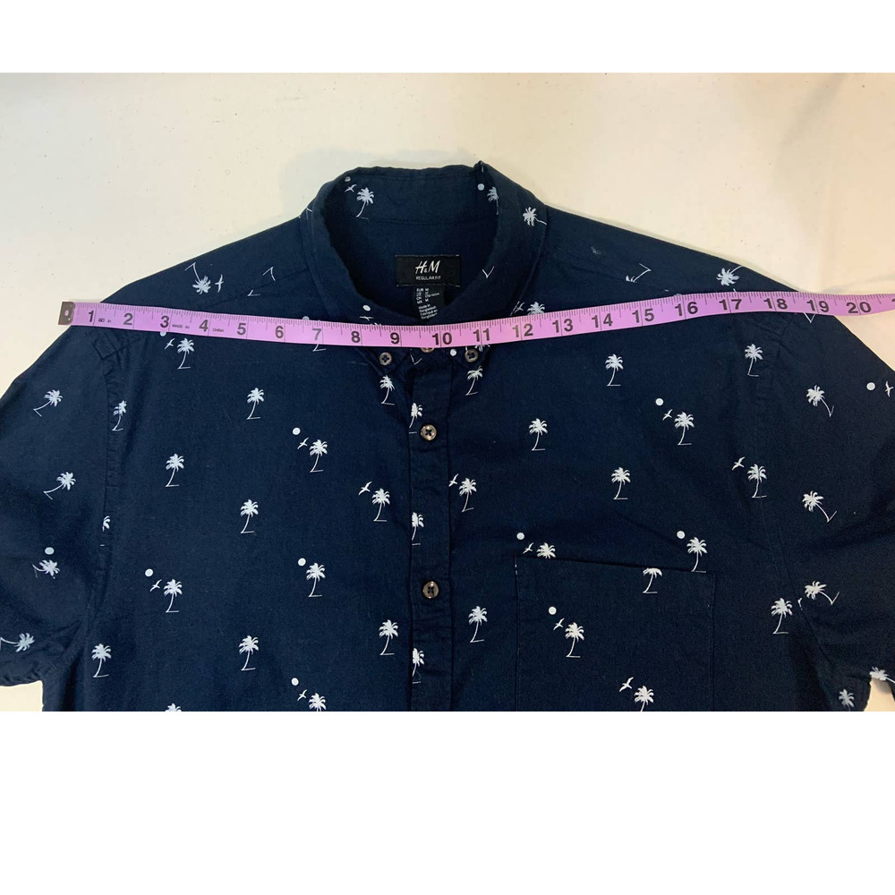 Men's H&M Easy Iron Short Sleeve Button-Down Shirt Navy Blue/Anchors Size M - Picture 4 of 8